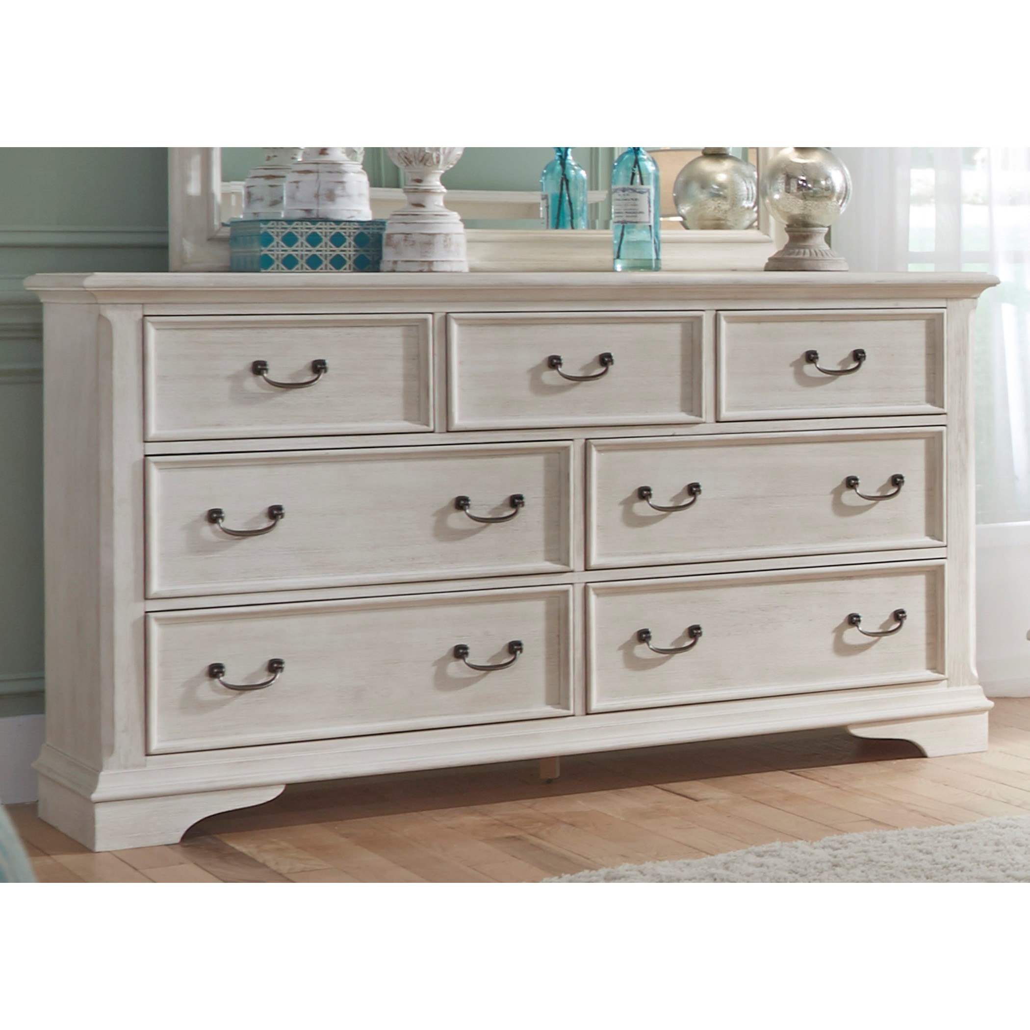 Liberty Furniture Bayside Bedroom Transitional 7 Drawer Dresser with